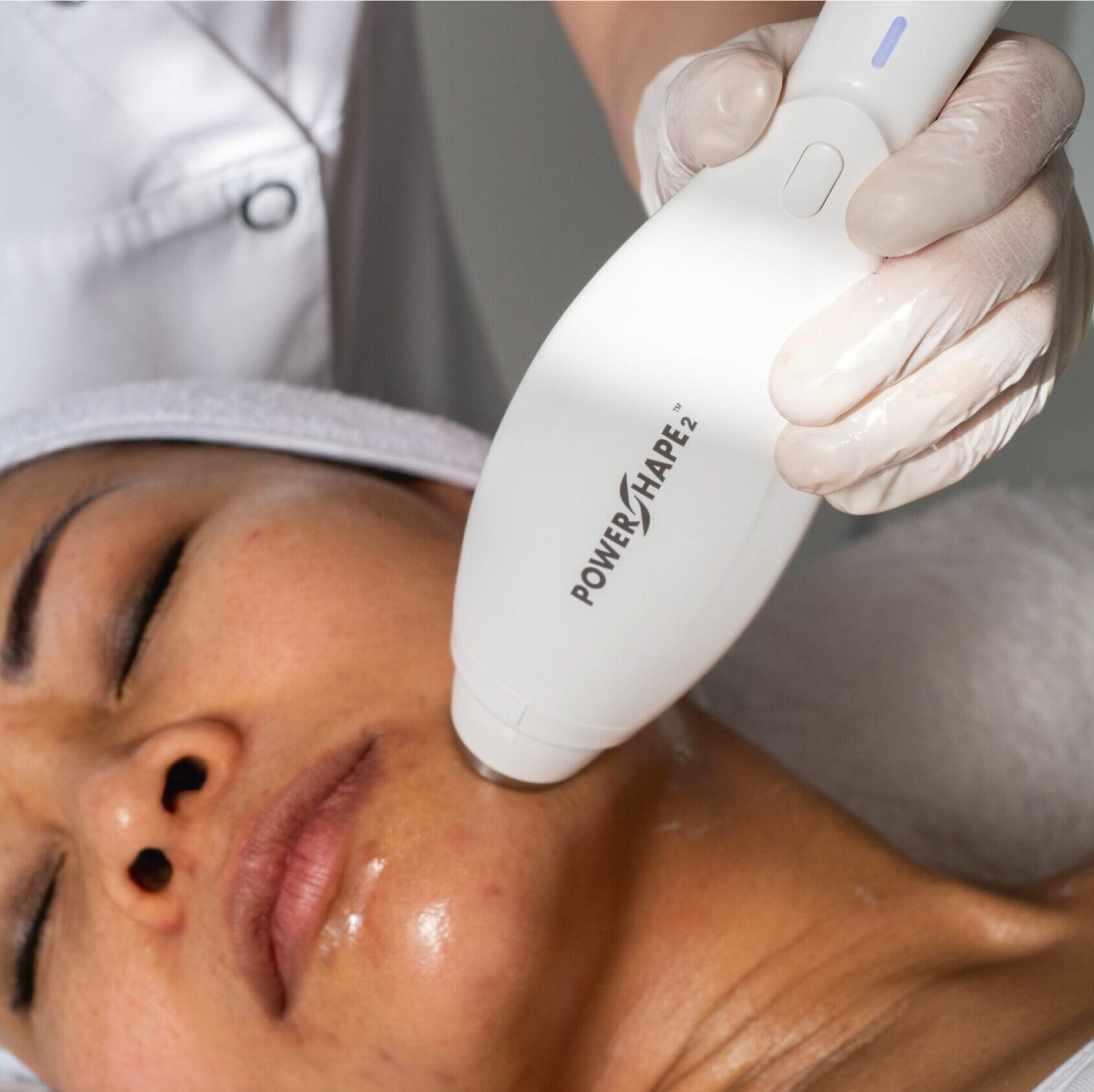 Vrouw behandeling door Powershape